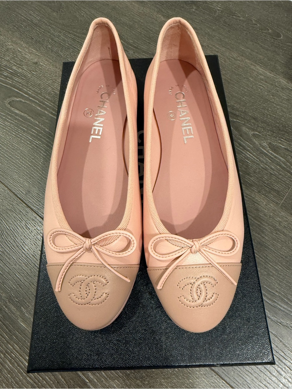 CHANEL 23K Lambskin CC Cap Toe Ballet Flats Pink 37 G02819 Box Authentic